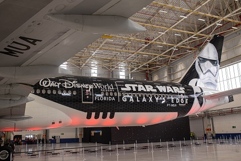 DISNEY AVION